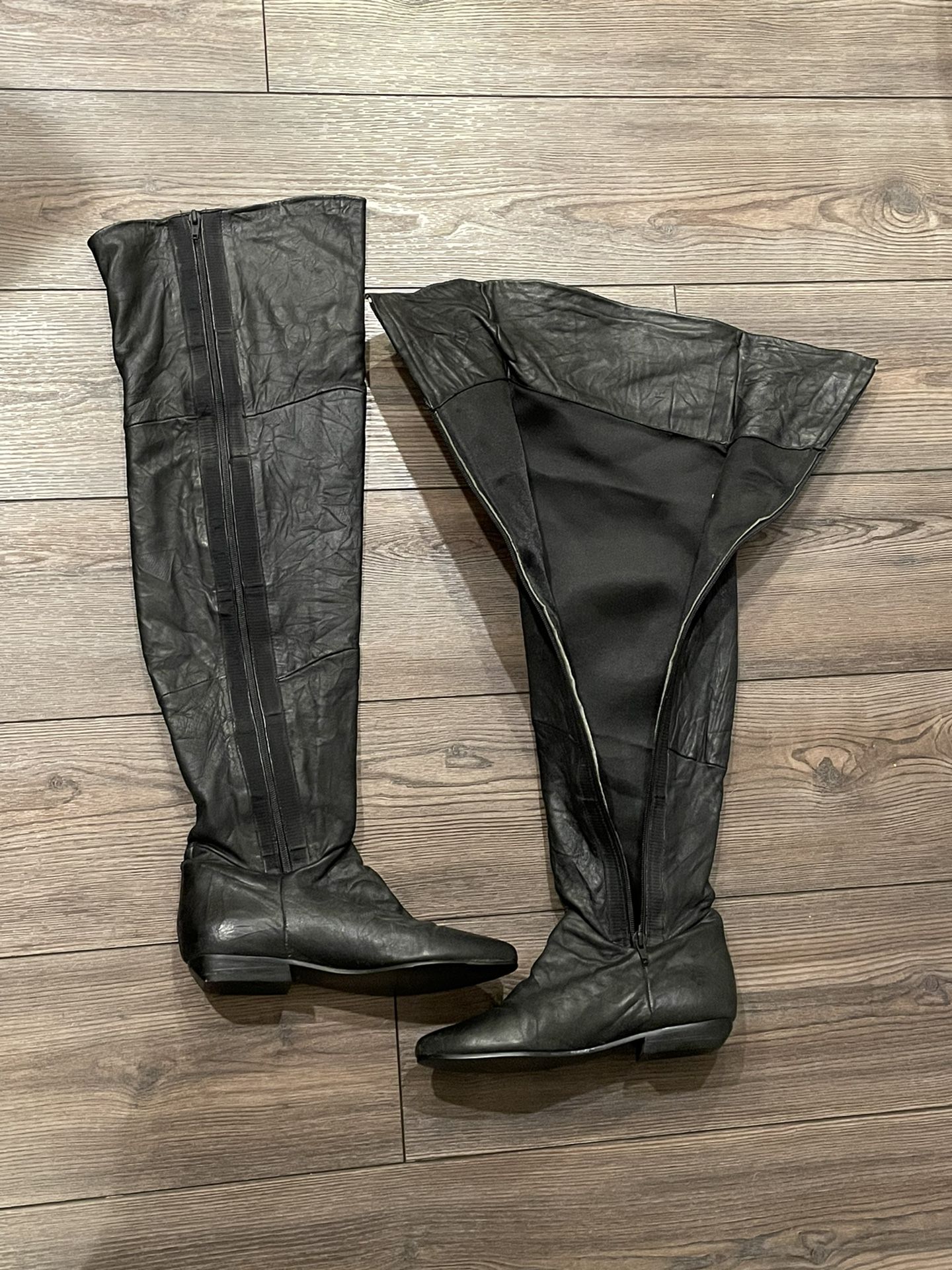 1992 Thigh High Leather Black Boots Size 7 1/2