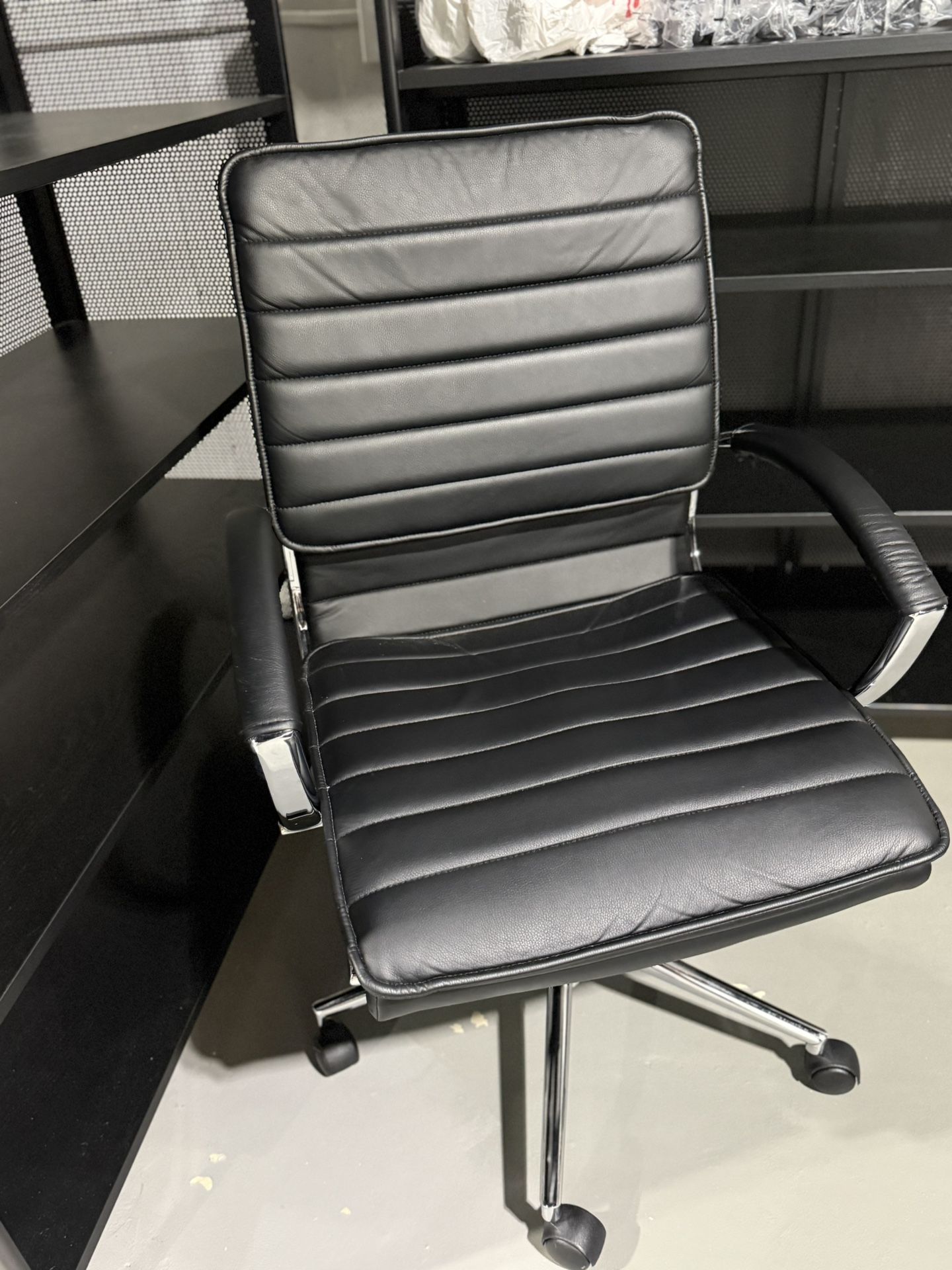 Swivel Office Chair (Black Bonded Leather) 