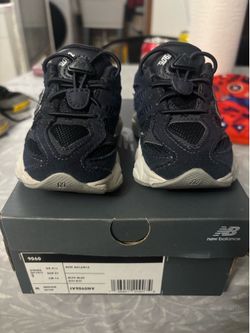 New balance 9060 size 5c