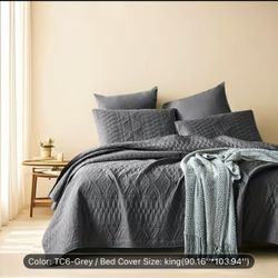 3pcs Soft & Breathable Bedspread Set - Includes 1 Bedspread and 2 Pillowcases, Hypoallergenic Polyes