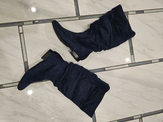 Woman Navy Boots