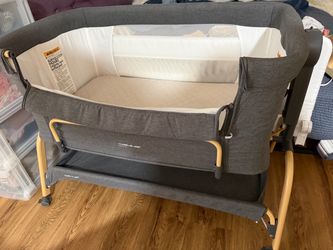 Angelbliss Baby Bassinet Bedside Sleeper