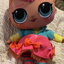 L. O.L. Surprise! Neon Q.T. – Huggable, Soft Plush Doll