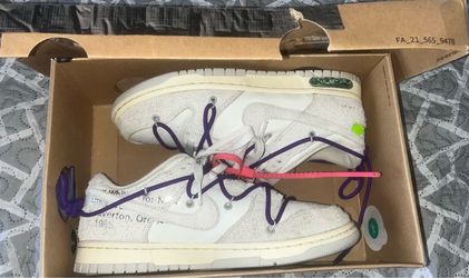 Off white dunks lot 15