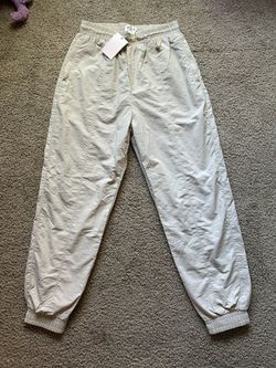 Wilo Pants Available