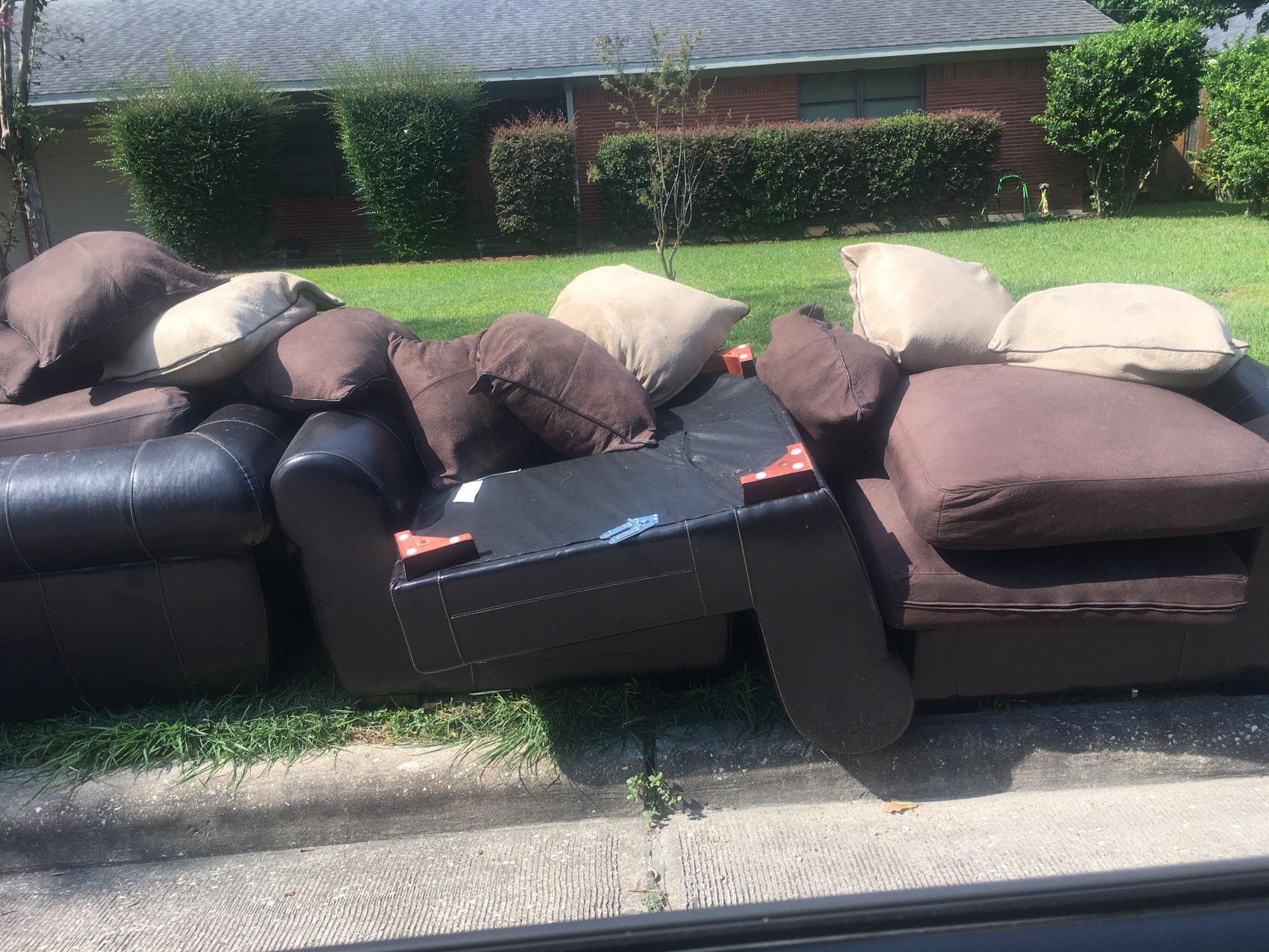 Free Furniture on the Curb NOW!! for Sale in Houston, TX OfferUp