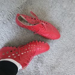 Ladies 7.5 Excellent Condition Pickup Only Cash Retails For $140