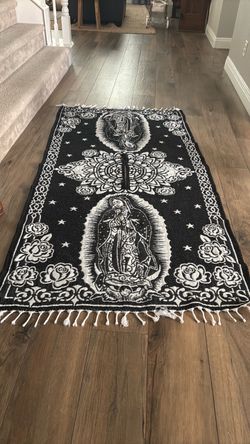Authentic Mexican poncho Black and White