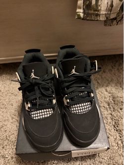 Jordan retro 4s 1y