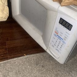 Microwave $100