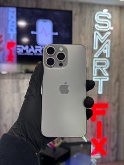 iPhone 15 Pro Max 256 GB - Natural Titanium (Unlocked) + Warranty