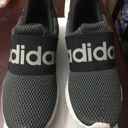 Tenis Nuevos Size 3.5 Para Boys Y 5.5 De Mujer Marca Adidas New Never Used