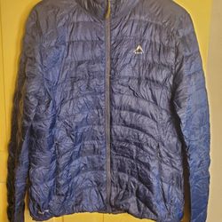 K-WAY RIO White Duck Down 90% Full Zip Puffer Jacket 650FP Women's Sz M
The K-WAY RIO White Duck Down 90% Full Zip Puffer Jacket is a stylish and prac