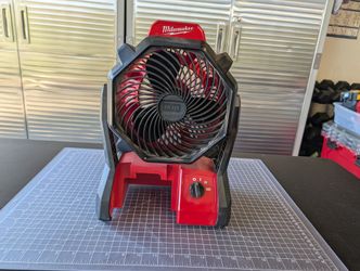 #1 Milwaukee M18 Jobsite Fan 0886-20 — Like New condition