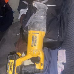 Milwaukee Power Saw Saw 