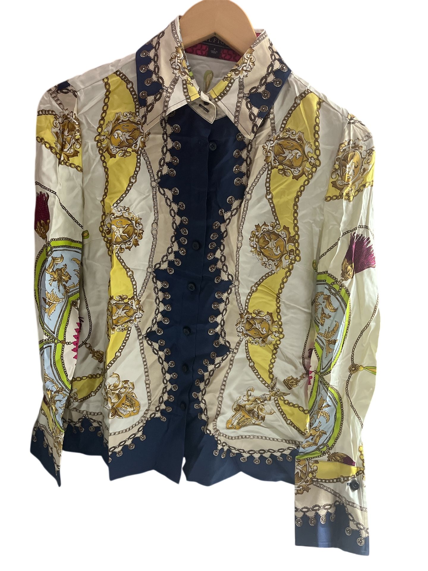 Hilfiger shirt Never Worn Size 4