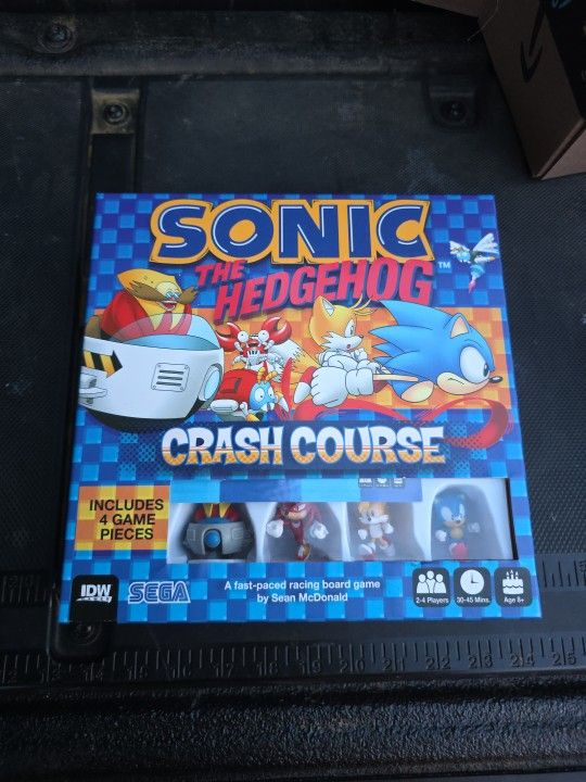 Sonic the Hedgehog Crash Course Racing Board Game w/4 Game Pieces (IDW, 2022)