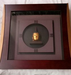 Frame With Buda Head Inside Cuandro Con La Caveza De Buda Dentro Mide 26x26