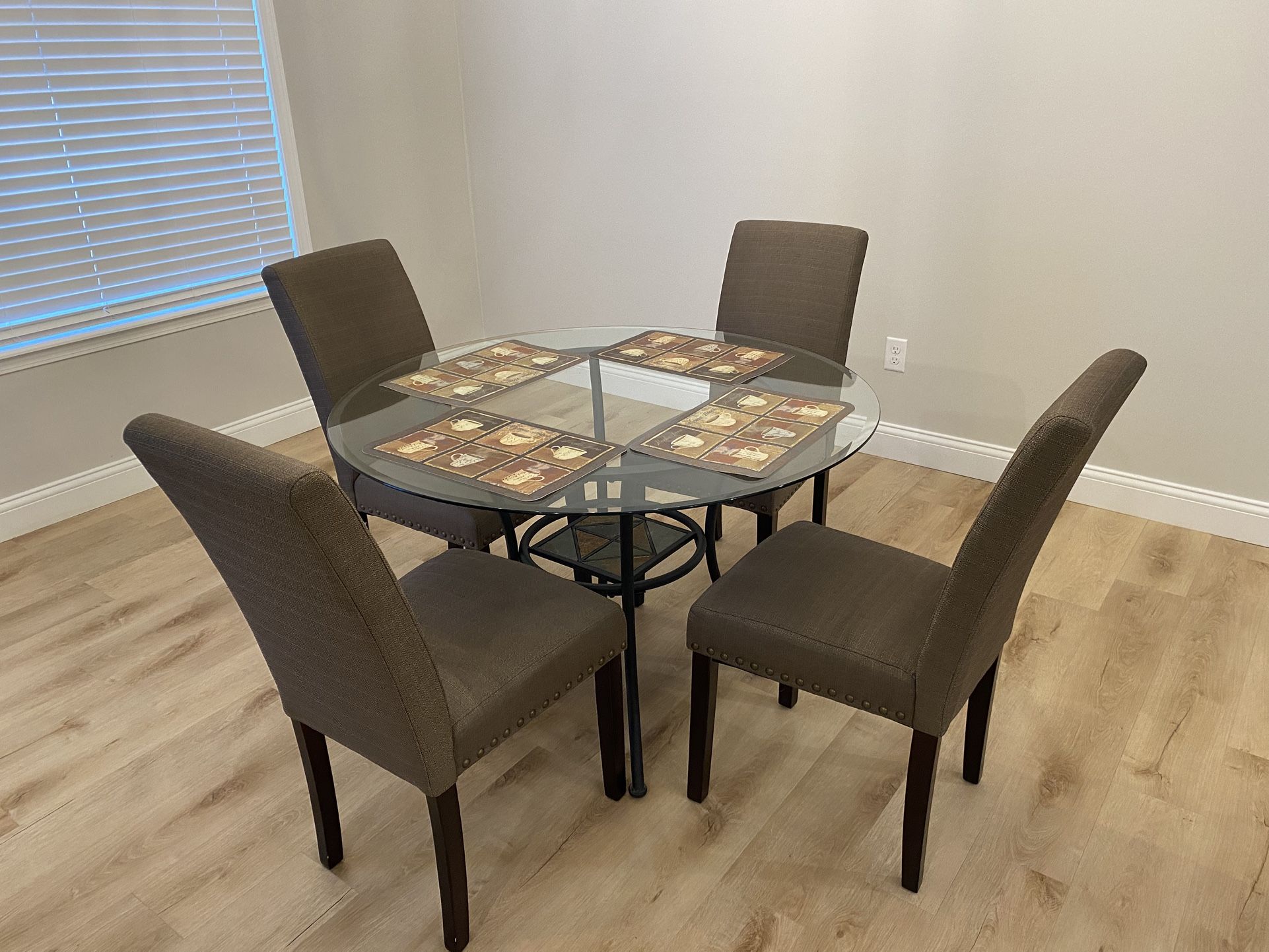 Dining Table Set