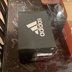 Adidas Response Super