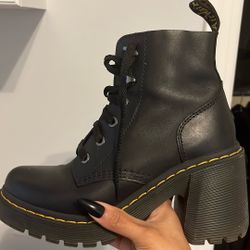Dr. Marten’s Jesy Sendal Boot 