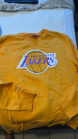 Mitchell and ness Lakers sweater