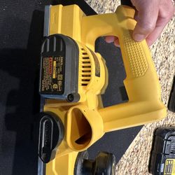 5.5 Amp Corded 3-1/4 in. Portable Handheld Planer