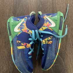 Boys Nike Lebron Witness VII Shoes Size 4 Youth 