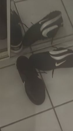 indoor soccer shoe size 10