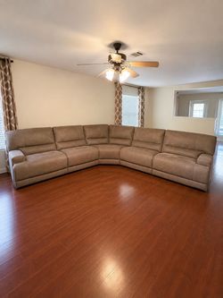 Large facing left Reclining Couch