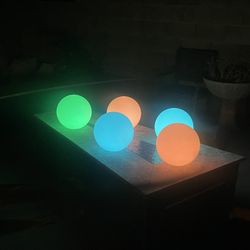 Outdoor/indoor Decorative Lighted Balls
