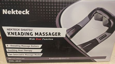 Kneading massager