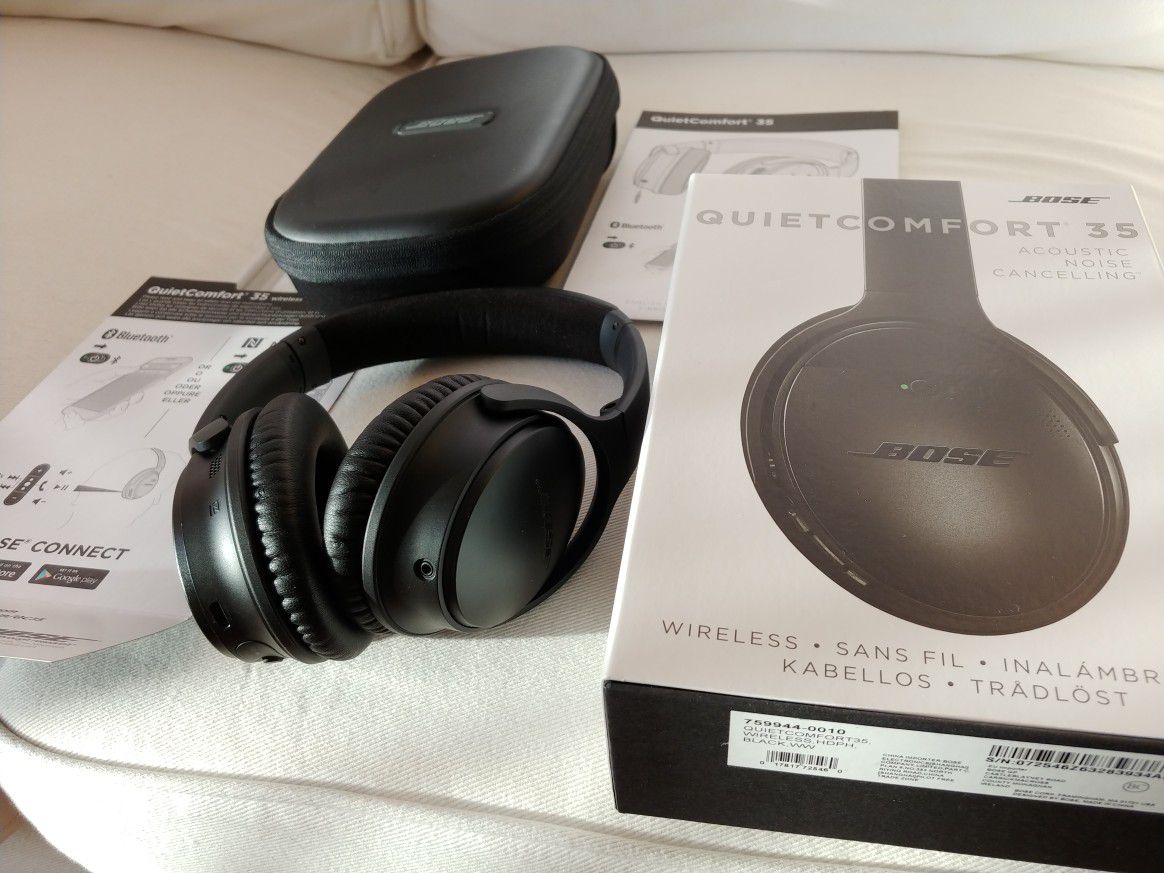 Excellent Bose Quietcomfort QC35 Bluetooth Noise Cancelling Headphones QC 35