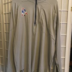 Patriots sweater size XXL