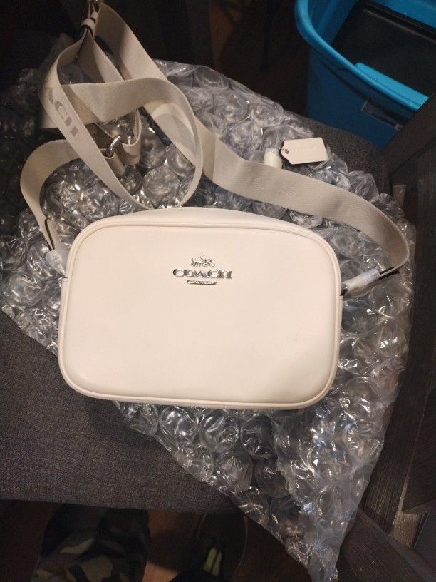 Authentic Brand New Ivory Colored Coach Crossbody Mini Jamie Purse