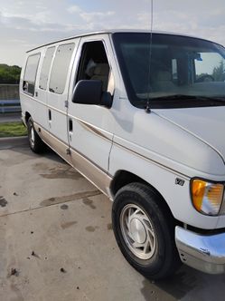 2000 Ford Econoline