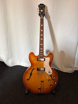Epiphone Riviera Semi-Hollow Electric Guitar 2022 Royal Tan + Hardshell Case Excellent Condition