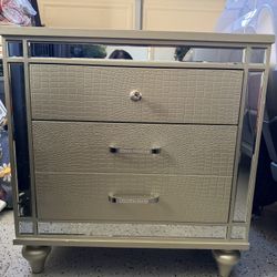 Night Dresser With 2 Drawers