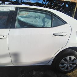 2014-2019 Toyota Corolla 1.8L Rear Door Driver Left Side 