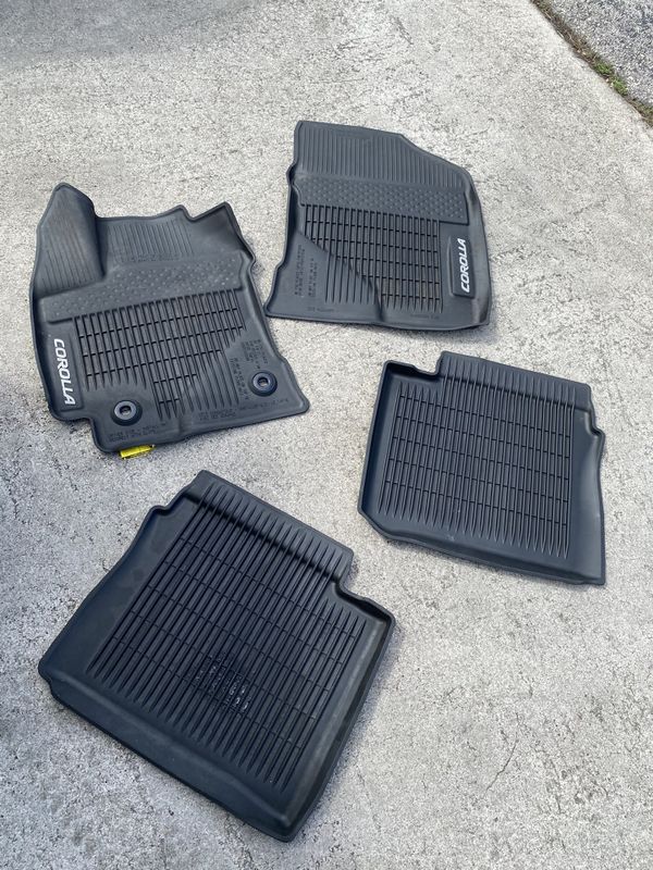 2022 Toyota Corolla All Weather Floor Mats