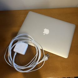 2017 13” MacBook Air 