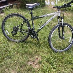 Schwinn Mountain Bike