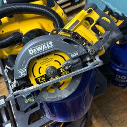 60V MAX DEWALT  REAR HANDLE