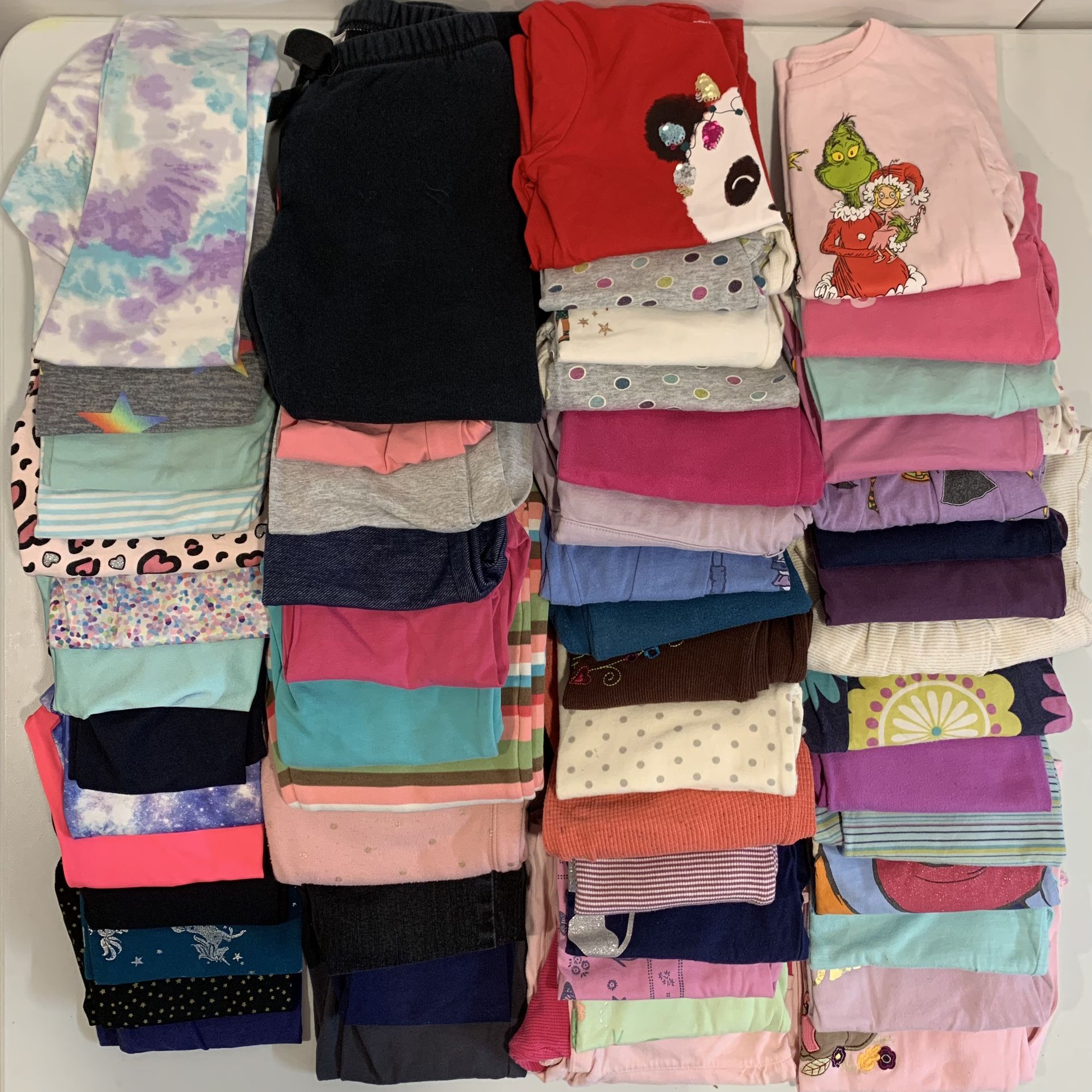 Huge bundle of girls clothing size 5T