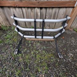 Toyota Bed Extender ( READ DESCRIPTION)