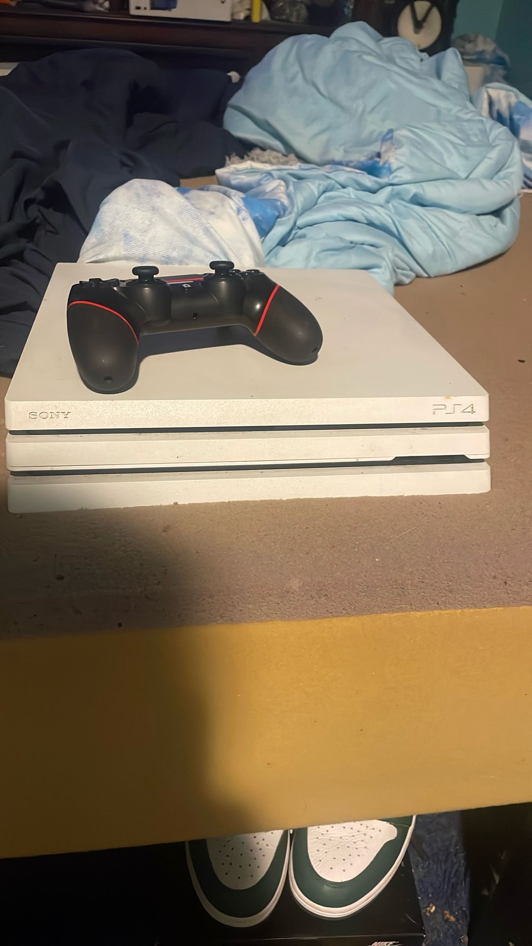 PlayStation 4 Pro 1tb