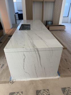 STONE FABRICATOR