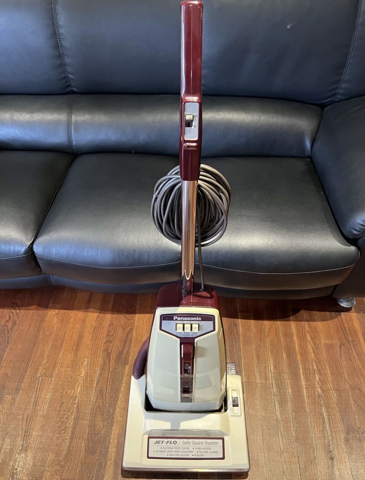 Panasonic Jet-Flo Safe Guard System Upright Vacuum Cleaner - MC-6220 Attachments