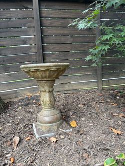 Vintage Stone Garden Birdbath / Planter – 23” Tall, 17” Wide