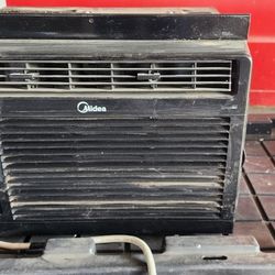 Midea Window AC Unit